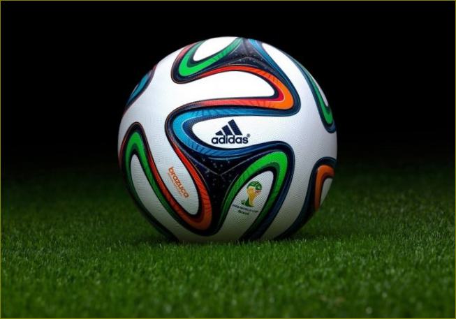 Adidas Brazuca labda a 2014-es FIFA világbajnokságra