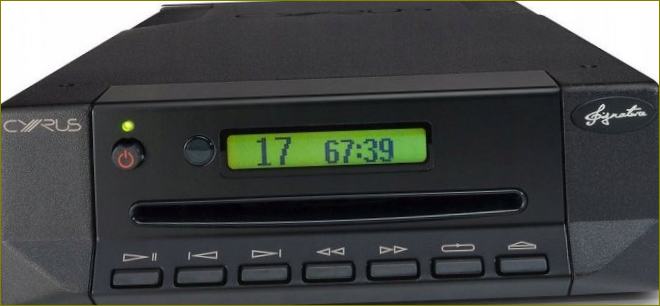 A Cyrus CD Xt Signature (UK)